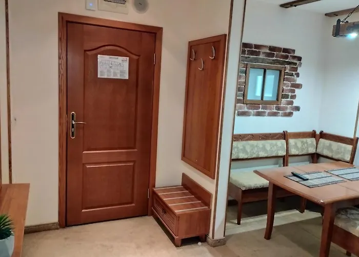 Private Emerald Apartment Bansko