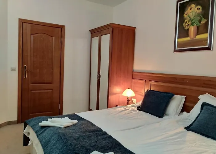 Private Emerald Apartment Bansko