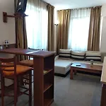 Private Emerald Апартаменты *