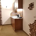 Private Emerald *
