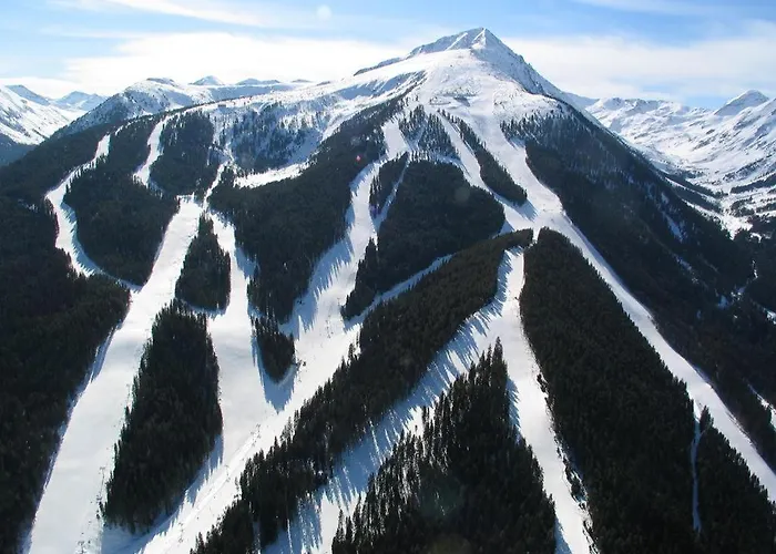 Private Emerald Bansko